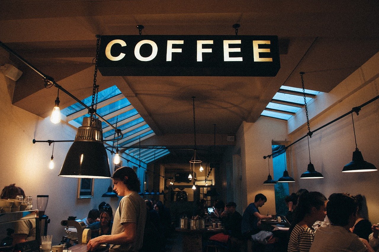 カフェ開業準備の完全マニュアル！最新の資金調達方法もご紹介！ | BAMP